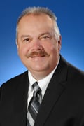 portrait-ken-armstrong
